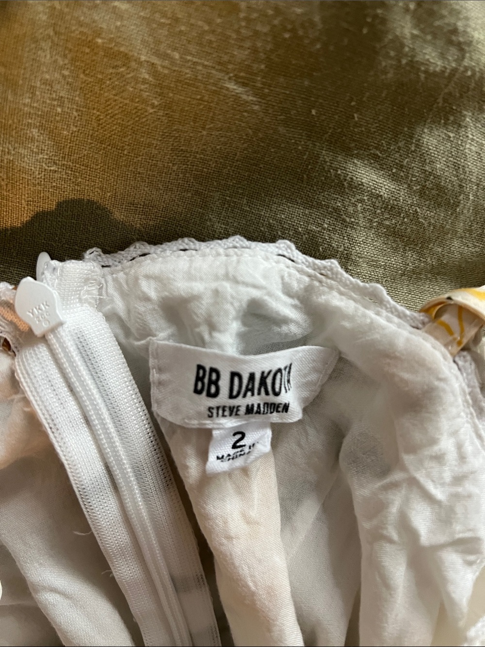 BB Dakota by Steve Madden White Mini Dress with Yellow Floral Print - Picture 6 of 6